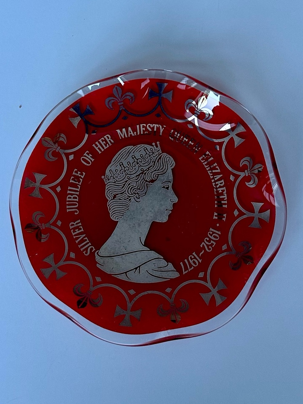 Vintage Glass Queen Elizabeth Silver Jubilee Commemorative Small Plate